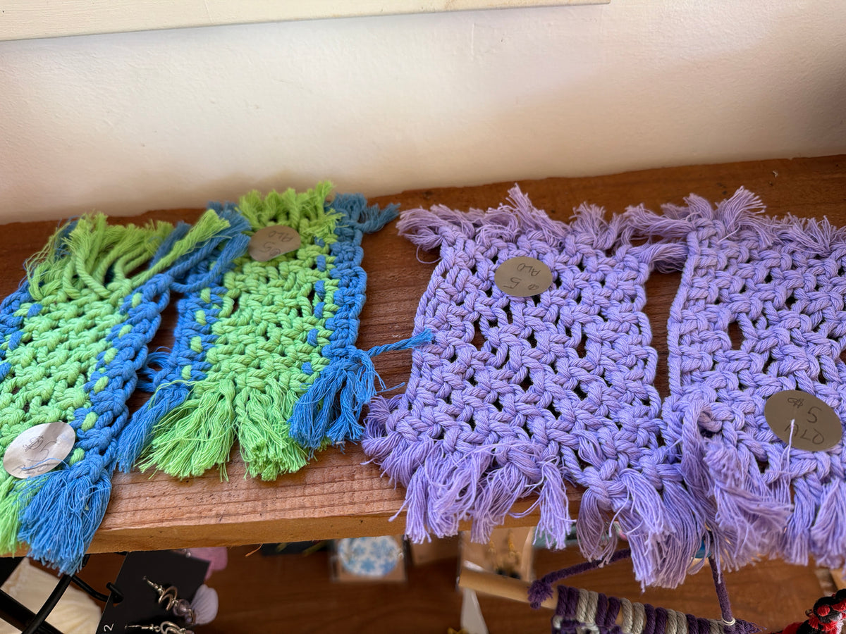 Alo boutique tiny rug macrame coaster