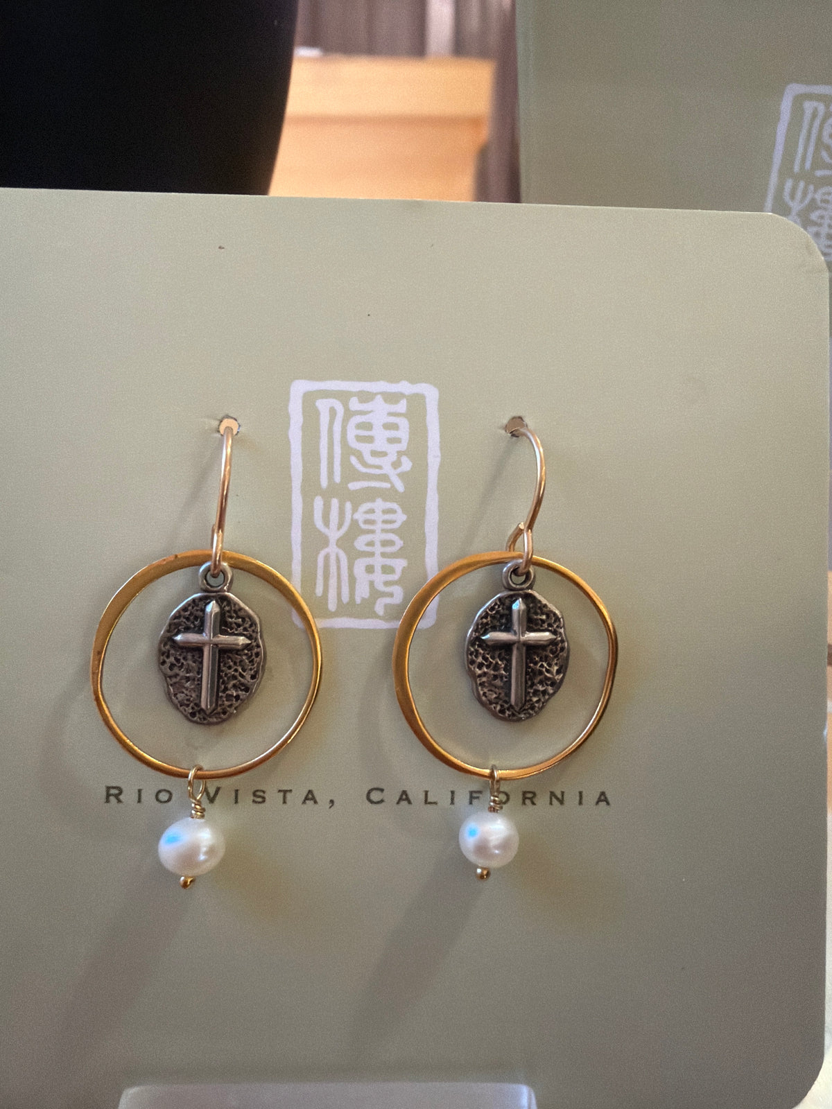 Nancy Tillisch  earrings 4542